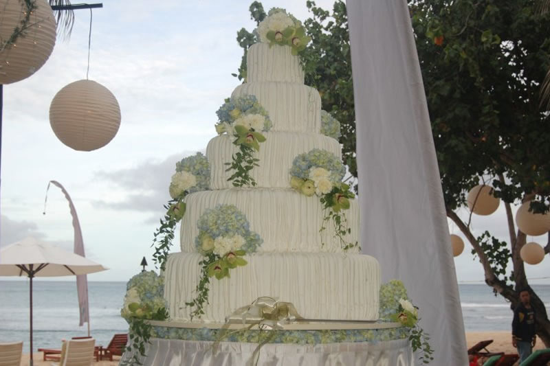 wedding cake
